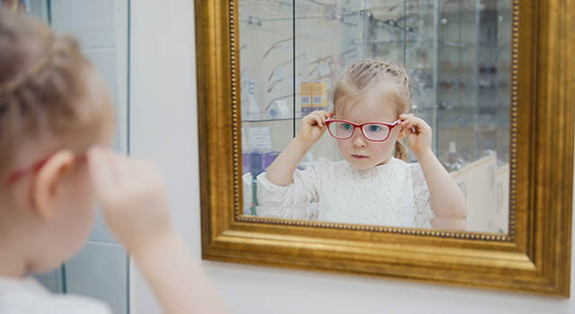 child-doesnt-want-glasses_640x350-3