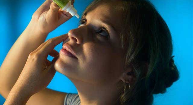 Woman-Putting-in-Eye-Drops-1280x480-e1524035985163